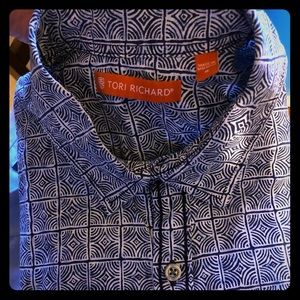 Tori Richards aloha shirt